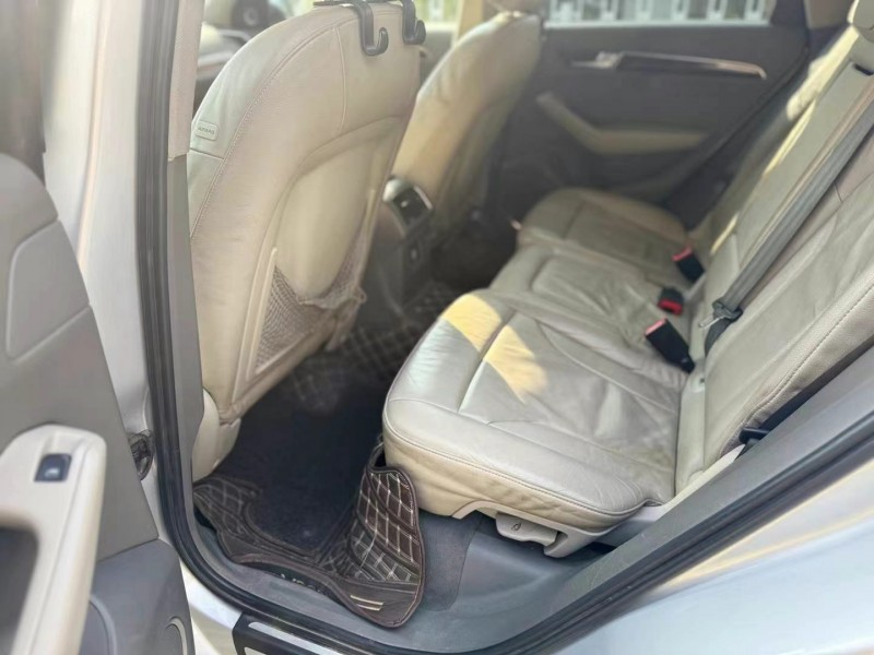 广州10年奥迪Q56