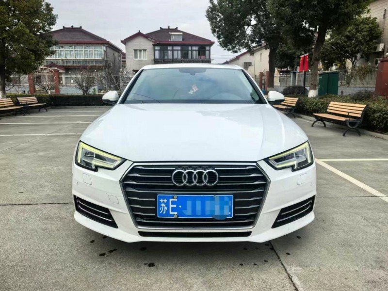 徐州17年奥迪A4L1