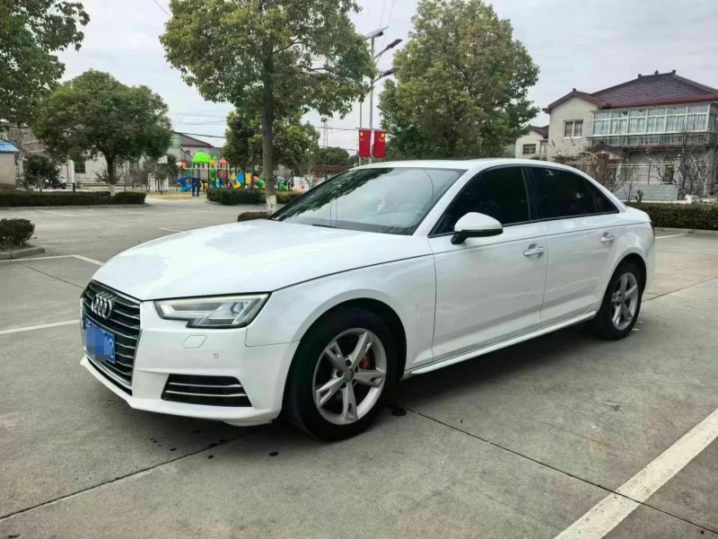 徐州17年奥迪A4L3