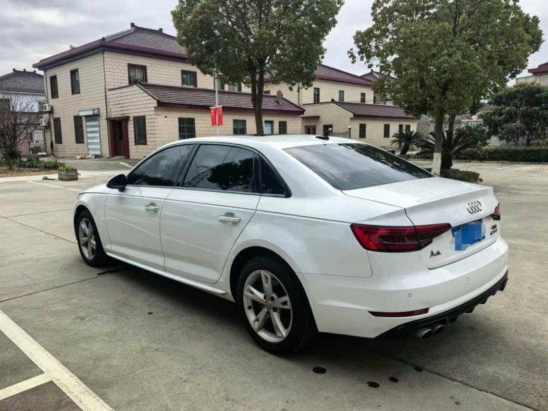 徐州17年奥迪A4L7