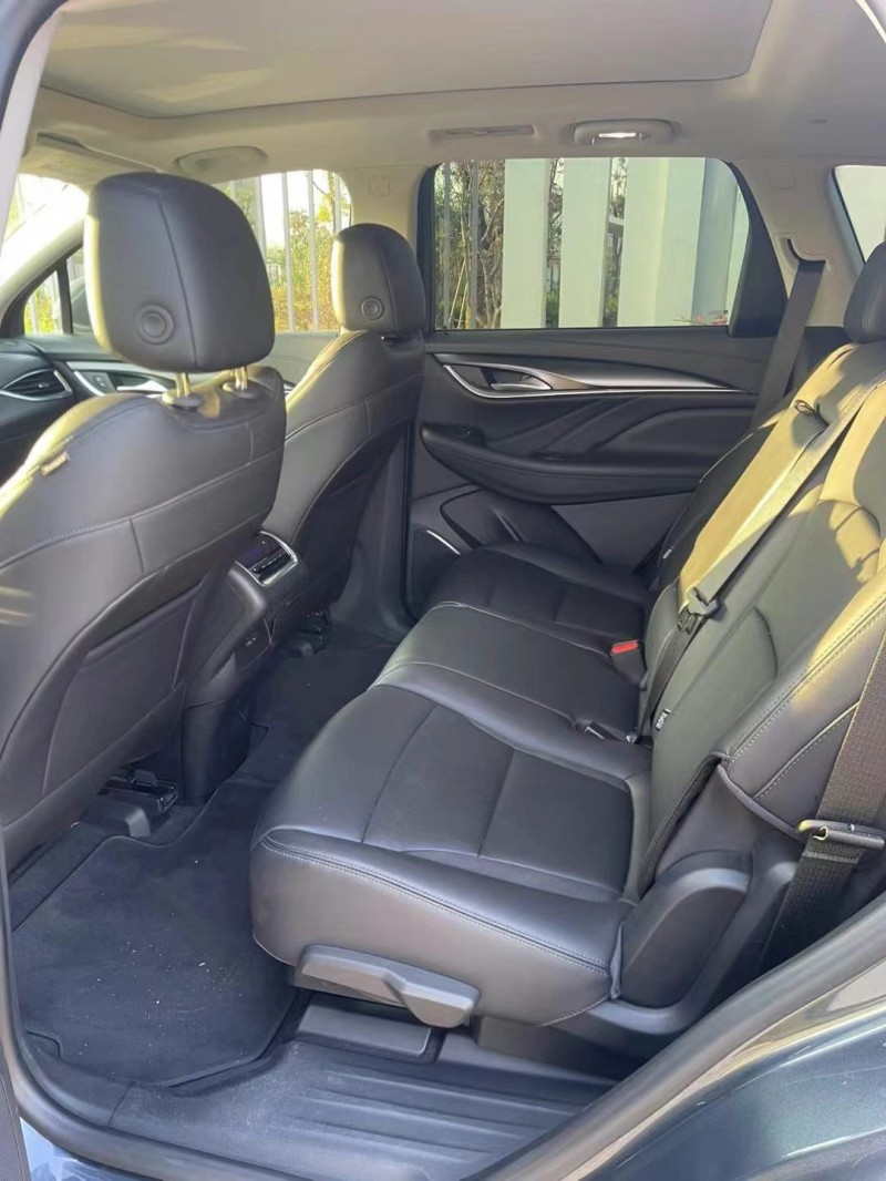 东莞20年别克昂科旗6