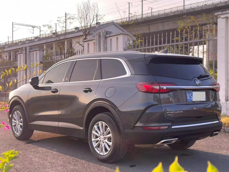 东莞20年别克昂科旗8