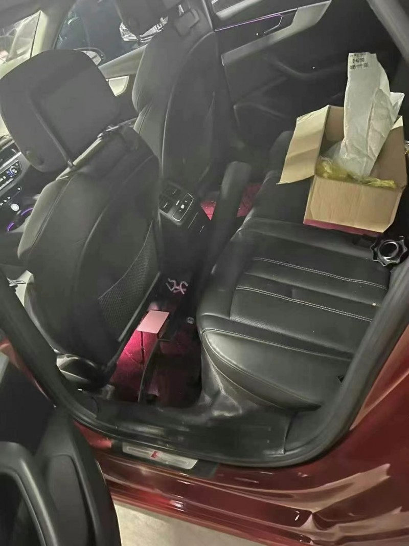 济宁21年奥迪A4L8