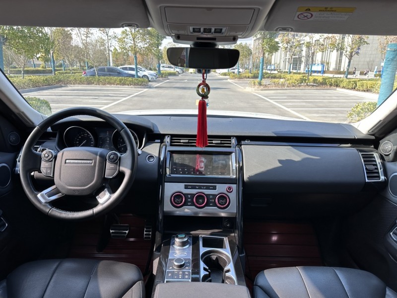 盐城18年路虎发现6