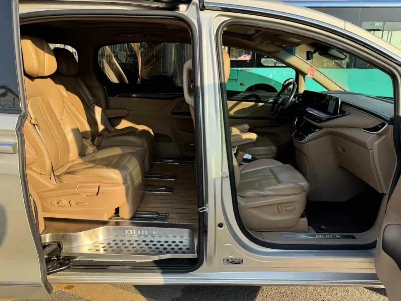 济宁20年别克GL84