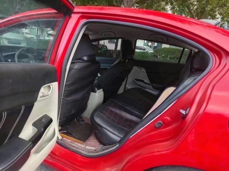 菏泽15年本田思域8