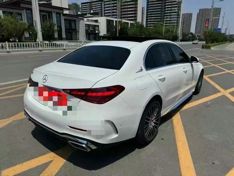 济宁22年奔驰C8