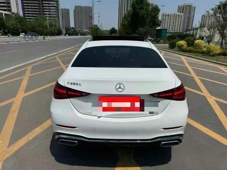 济宁22年奔驰C9