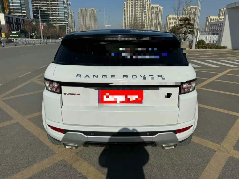 济宁13年路虎极光9