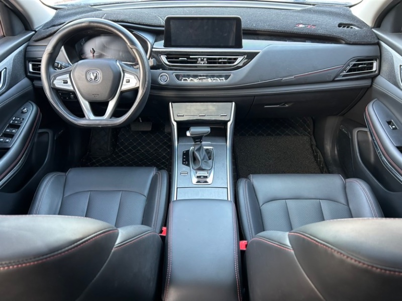 周口22年長安汽車CS758