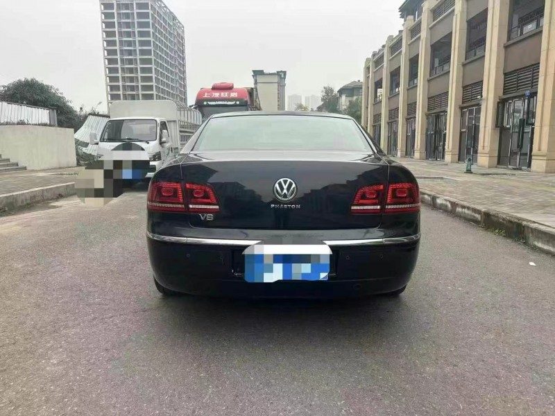 重庆14年大众辉腾7