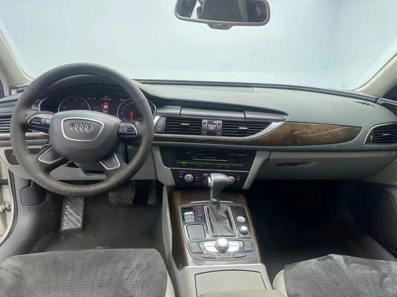 保定13年奥迪A6L8