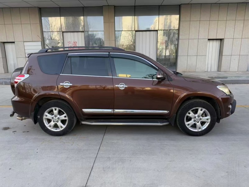 济宁12年丰田RAV48