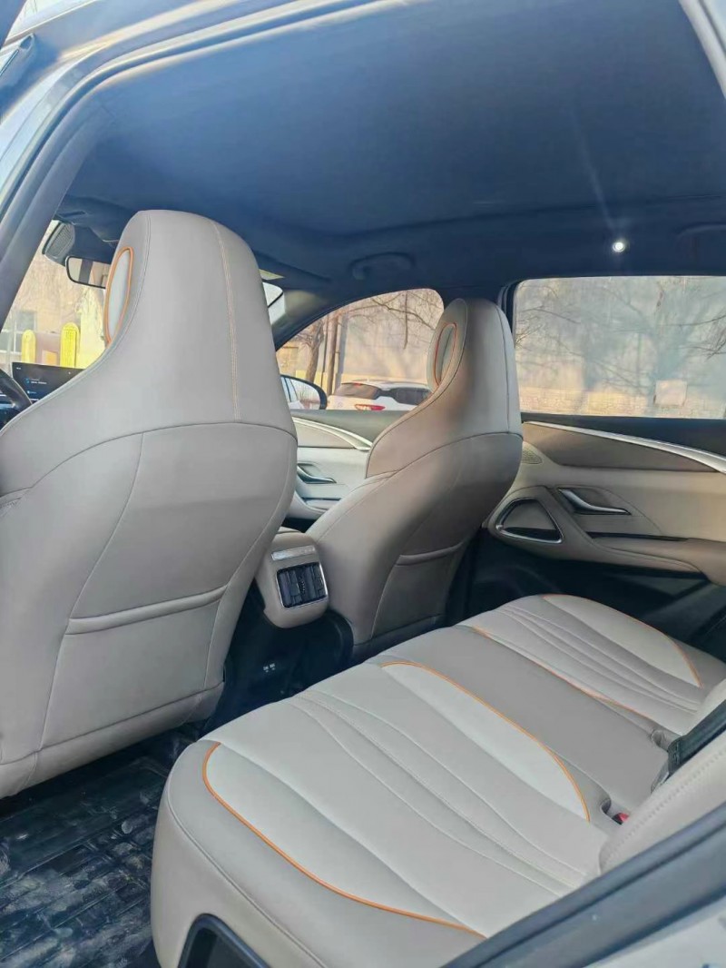 保定24年比亚迪宋5