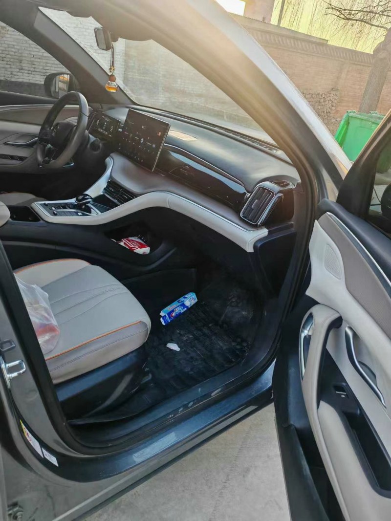 保定24年比亚迪宋7