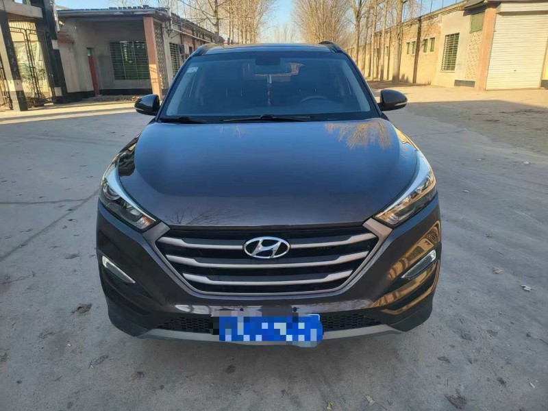 保定18年现代途胜1