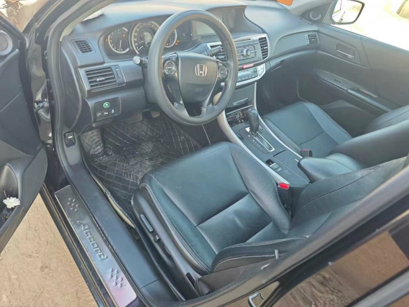 保定16年本田雅阁8