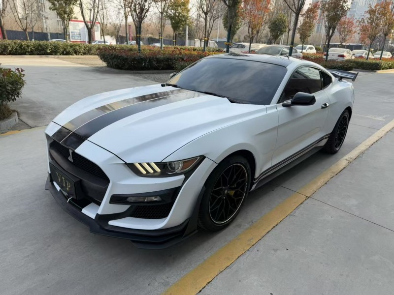 济宁18年福特野马3