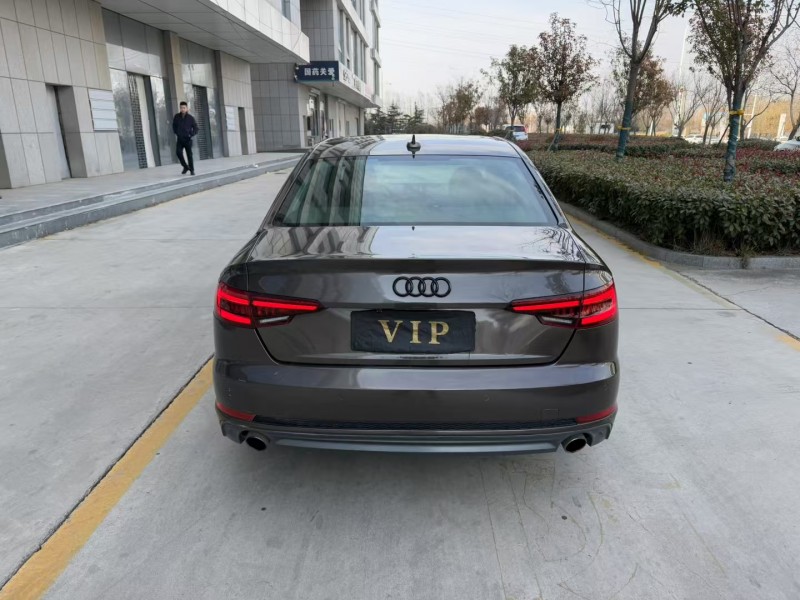 济宁18年奥迪A4L9