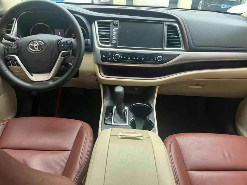 邵阳18年丰田汉兰达5