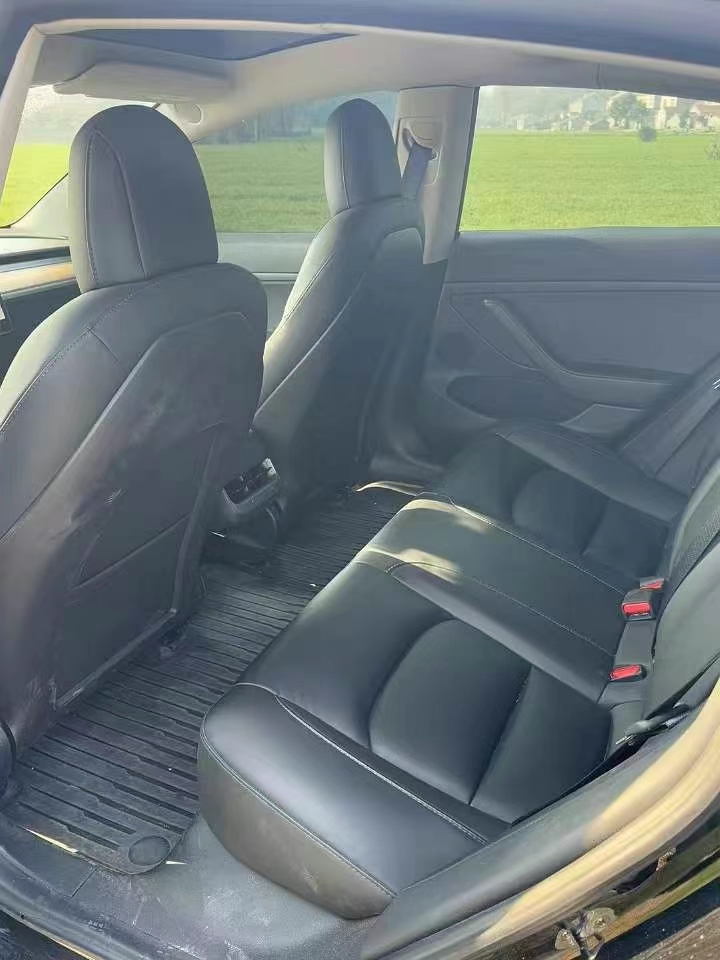 恩施22年特斯拉MODEL 37