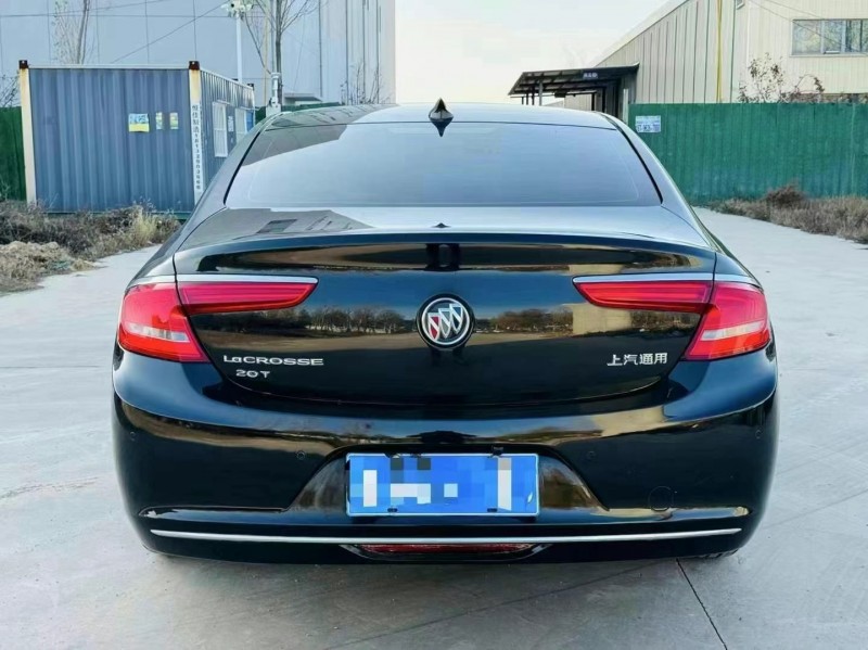 济宁19年别克君越2