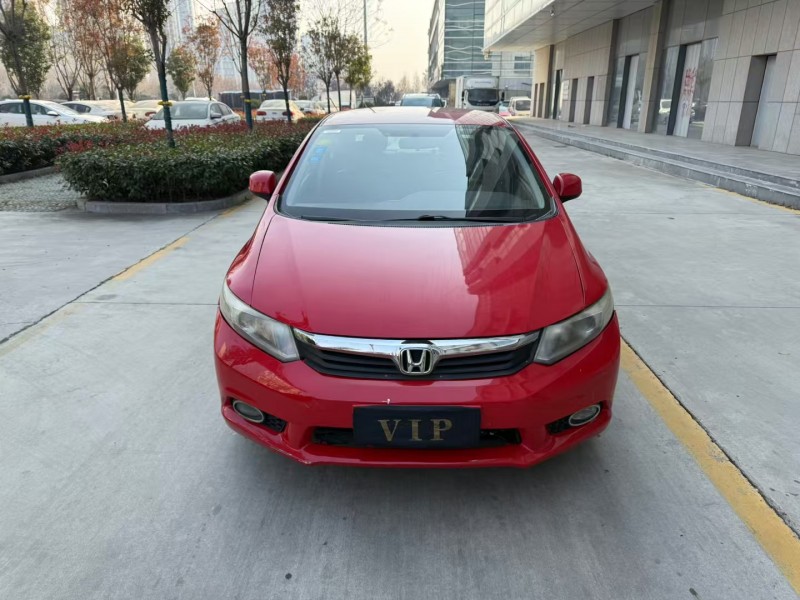济宁13年本田思域1