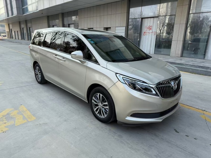 济宁18年别克GL82