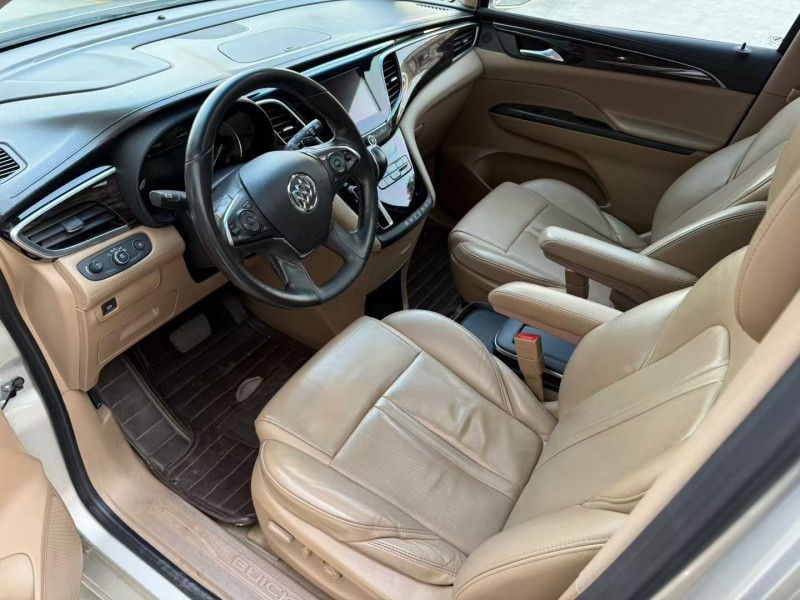 济宁18年别克GL84