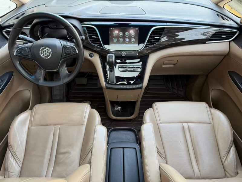 济宁18年别克GL85