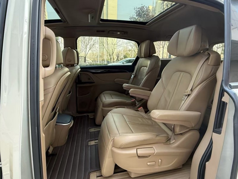 济宁18年别克GL86