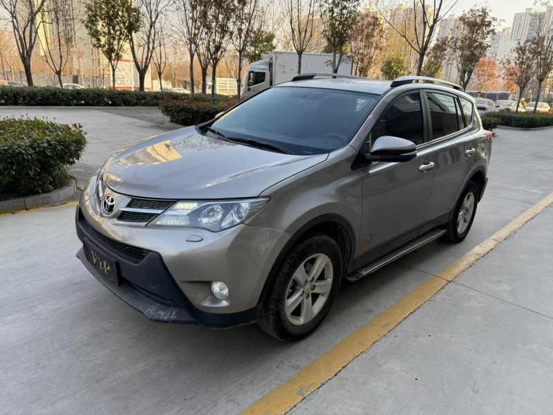 济宁14年丰田RAV4荣放3