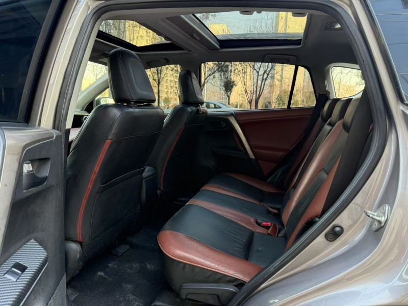 济宁14年丰田RAV4荣放5