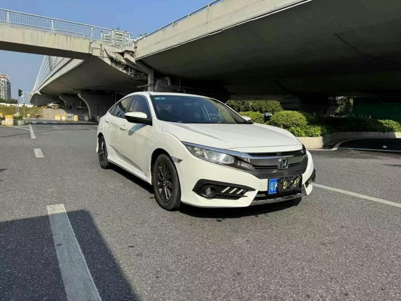 广州17年本田思域3