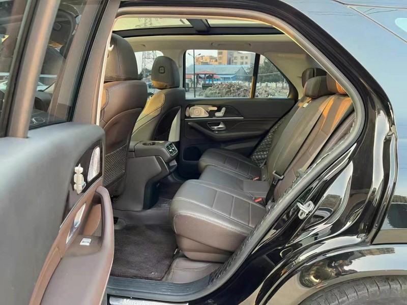 广州21年奔驰GLE7