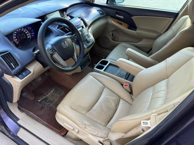 济宁12年本田奥德赛4