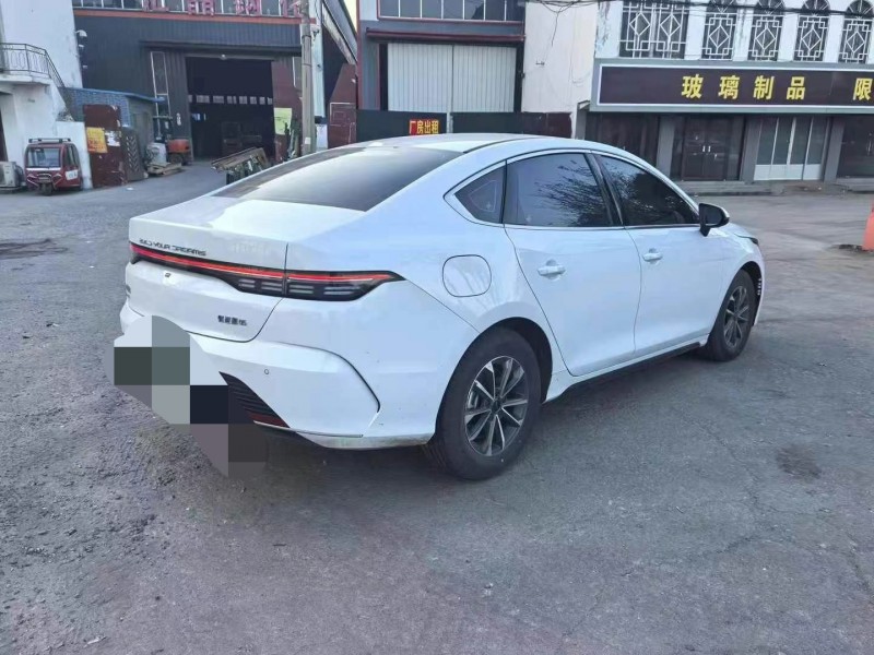 济宁24年比亚迪驱逐舰3