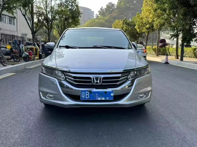 广州13年本田奥德赛1