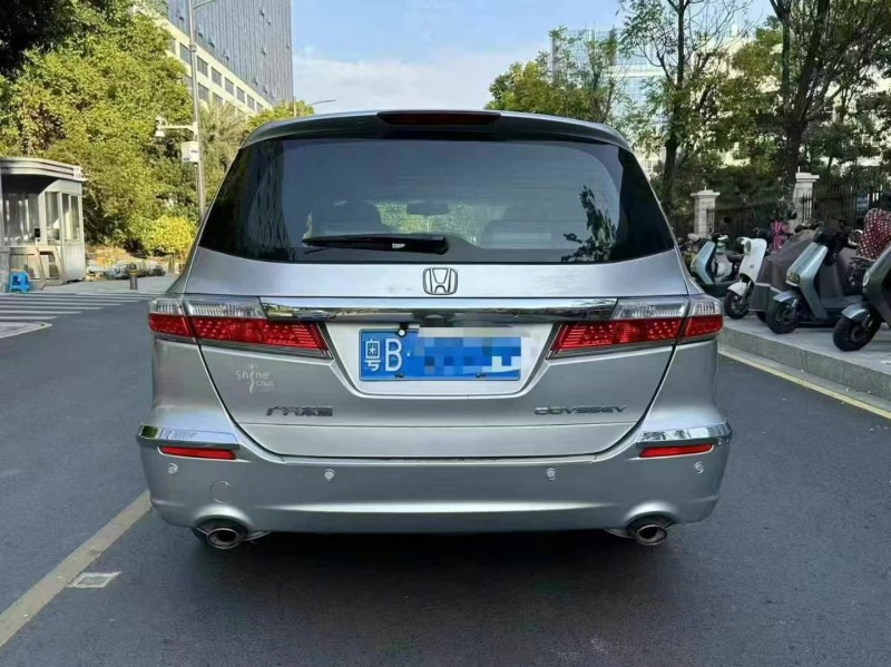 广州13年本田奥德赛8