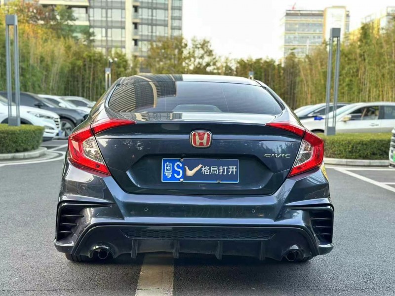 东莞19年本田思域8