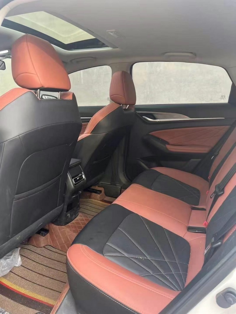 保定24年长安汽车逸动5