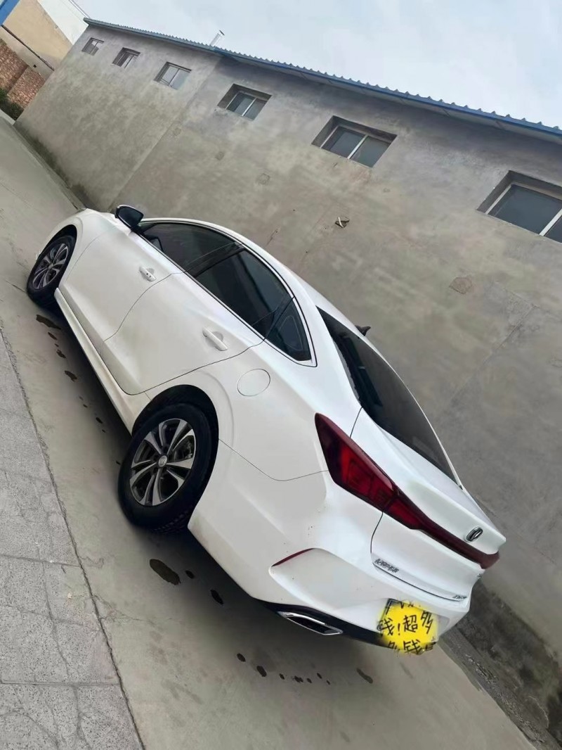 保定24年长安汽车逸动6