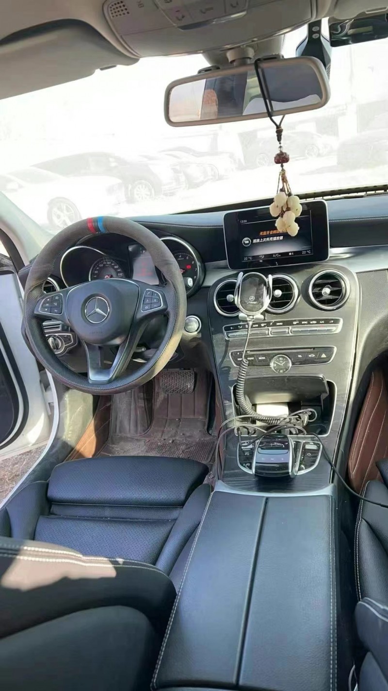 济宁17年奔驰C7
