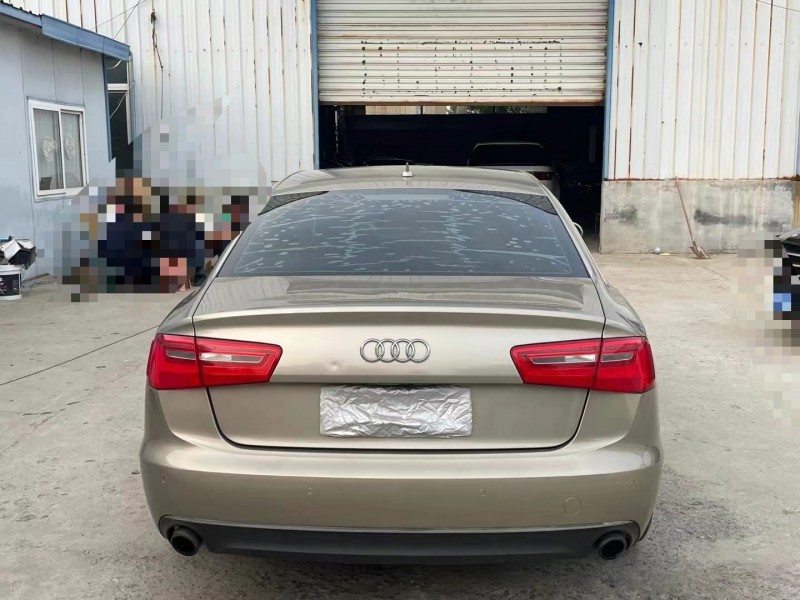 济宁15年奥迪A6L9