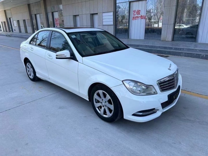 济宁13年奔驰C2