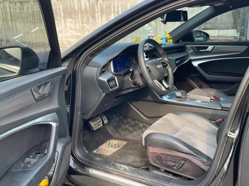 济宁19年奥迪A6L6