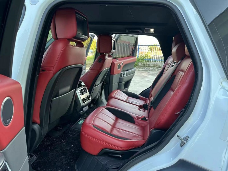 徐州18年路虎揽胜运动7