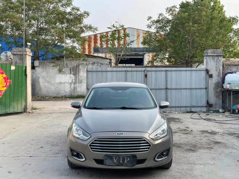 济宁16年福特福睿斯1