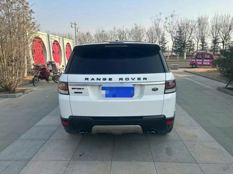 济宁16年路虎揽胜运动9