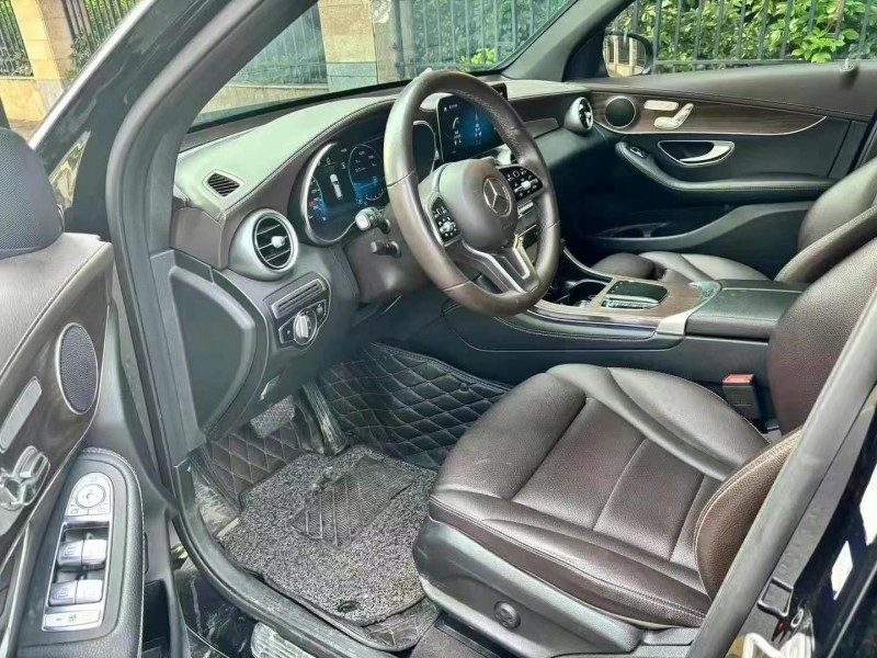 广州22年奔驰GLC4